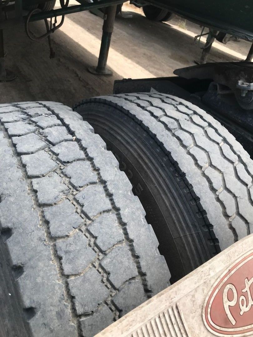 2014 PETERBILT 579 - Image 11